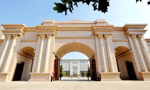 踢球可以上北大吗,足球单招河南省内大学