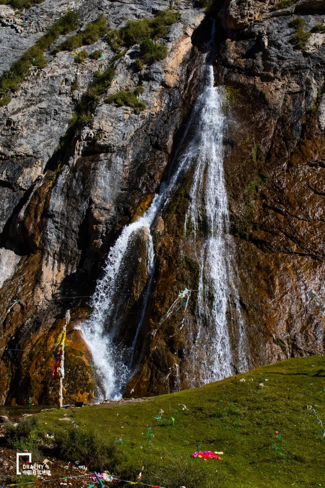 青海发现大规模罕见地貌奇观,青海现七彩流沙奇观