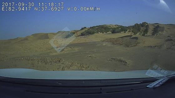 13000公里新手独驾*疆新**日记第23天——塔克拉玛干沙漠陷车自救