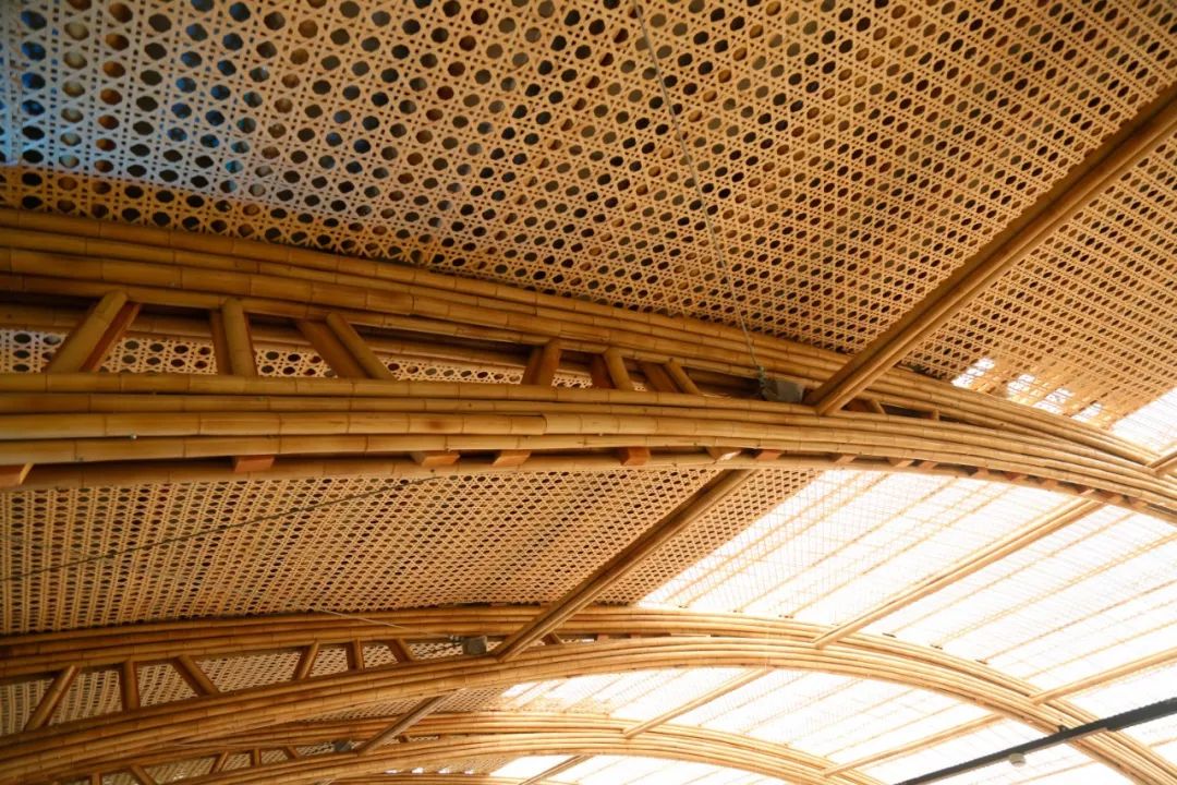 85后香港博士，为重庆人修了一座桥，上万村民请神仙加持