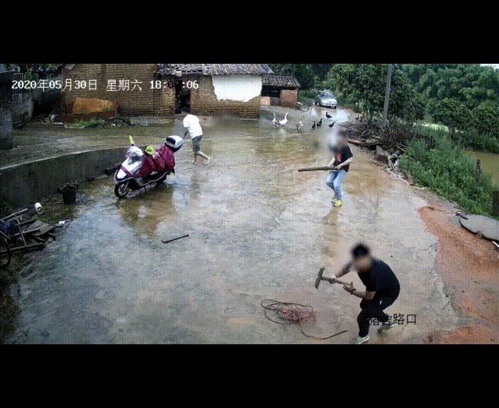 广东茂名发生一起持刀伤人事件,茂名持刀伤人男子被捕