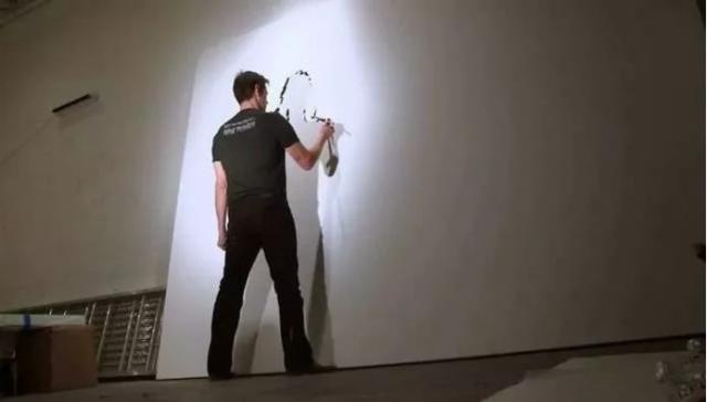 他患有抑郁症，前女友吞药自杀，你不知道的“喜剧”人生