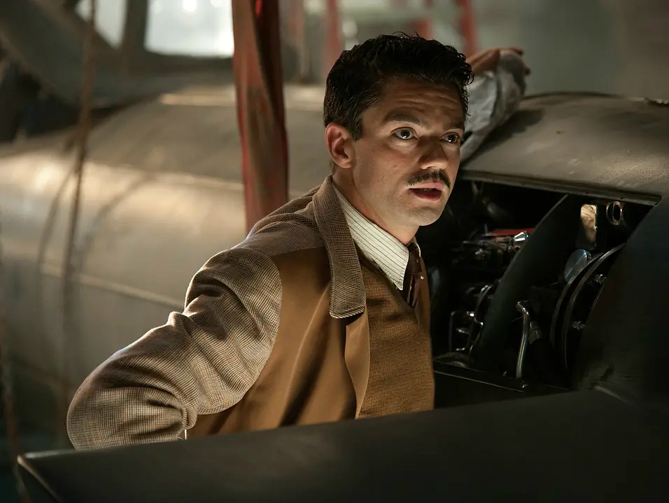 钢铁侠、蝙蝠侠自叹不如,影史最强的5家公司,拯救or毁灭世界?