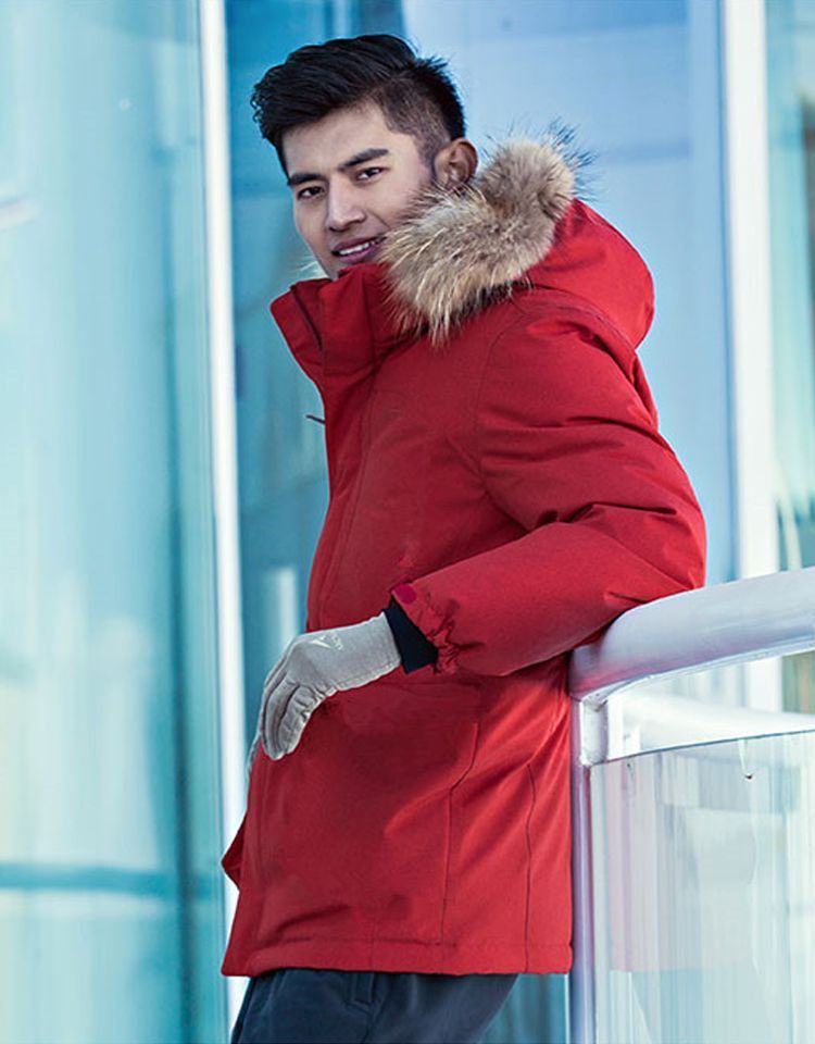 国产羽绒服三剑客,天石和黑冰羽绒服哪个更好