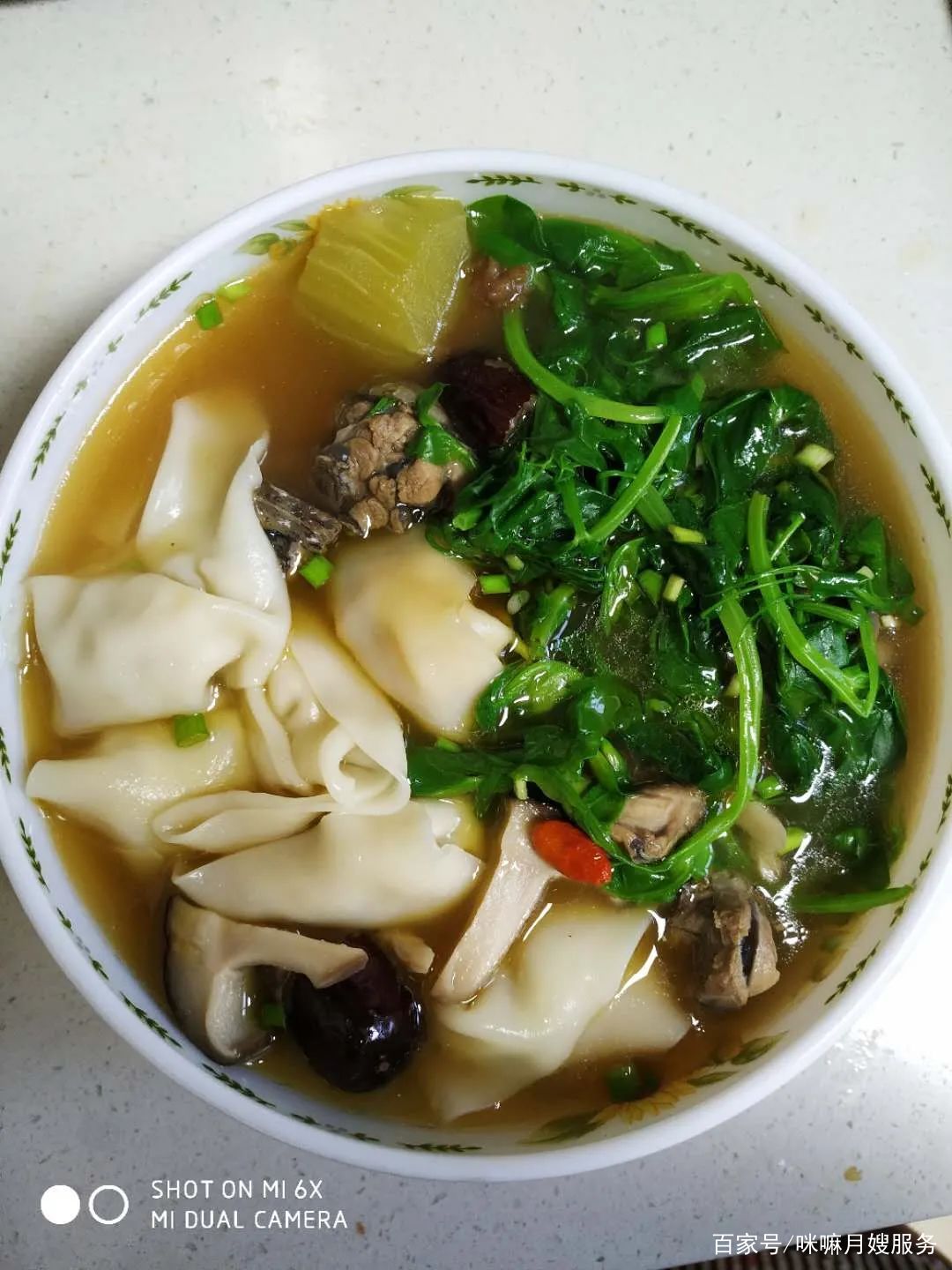 成都青羊区专业月嫂,成都月嫂推荐杨阿姨