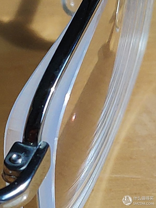 网上买的眼镜怎么配镜,在网上买镜框眼镜店里配镜靠谱吗