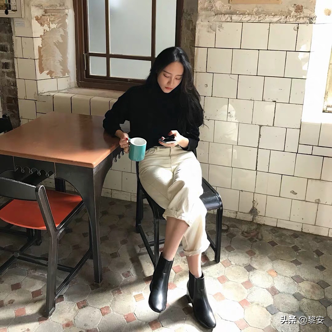 马丁靴和切尔西靴哪个更适合女生,马丁靴和切尔西靴哪个好搭配