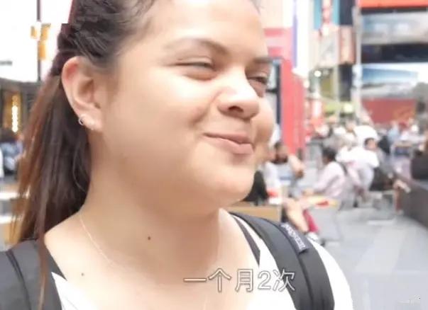 哪有顿顿吃牛排，美国人不再炫富了，直击真相：还敢崇洋媚外？