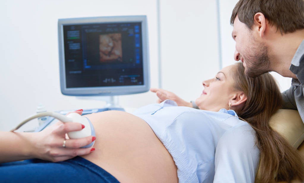 张柏芝生娃是真的吗,张柏芝生了三胎是真的吗