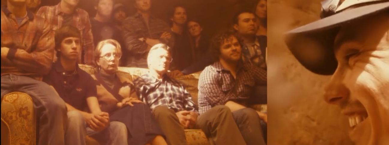 又渴又疼！手臂被石头卡住五天五夜？这部电影告诉你如何断臂求生