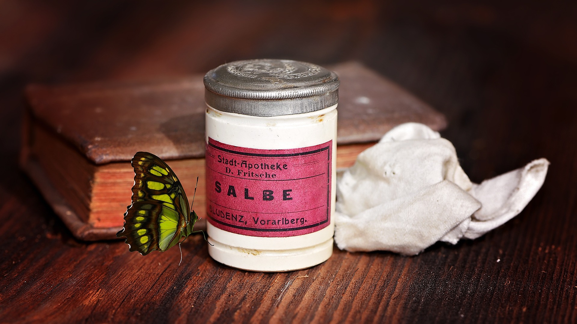 肛周瘙痒湿疹反复发作怎么办,肛周瘙痒怎么判断是痔疮还是湿疹