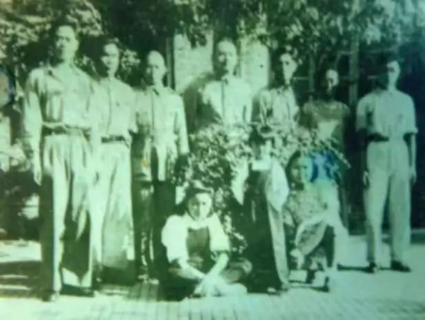 长首什么意思,长首