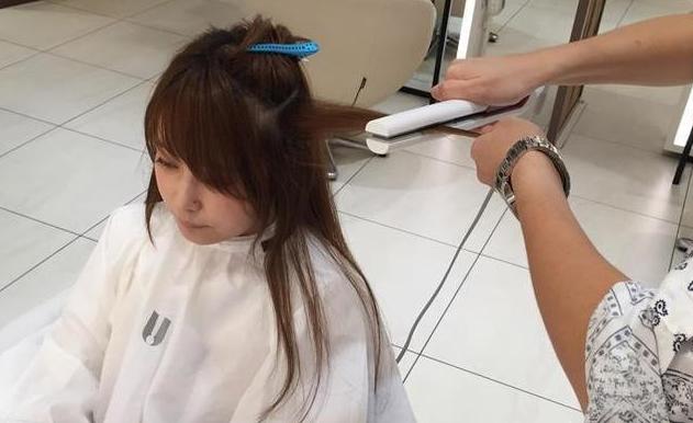 不伤头发的拉直方法,拉直损伤头发吗