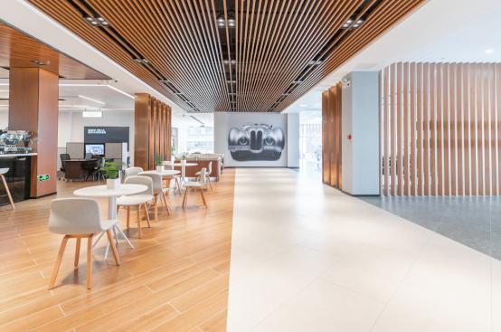 宝马领创店与普通4s店啥区别,宝马领创中心探店