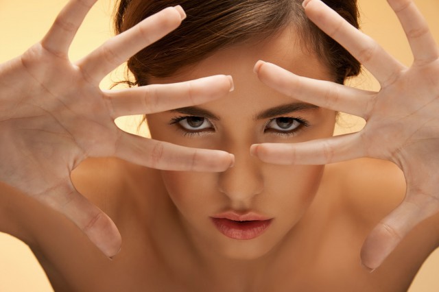 如何去除黑眼圈最有效的方法,教你如何正确去除黑眼圈