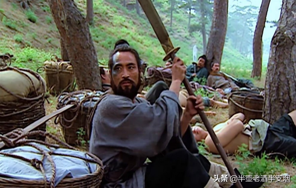 梁中书为什么要杨志和索超比武,梁中书故意陷害杨志吗