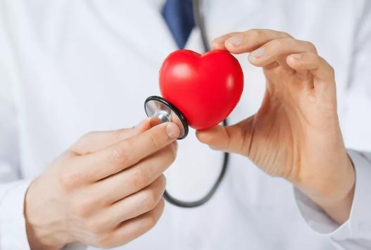 甲亢、甲减对心脏造成的影响，多少人知道？