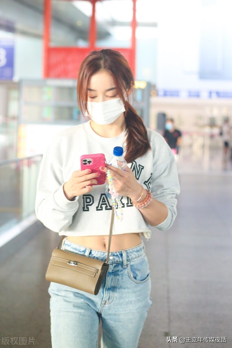 袁姗姗在煎饼侠的造型,袁姗姗云巅之上惊艳