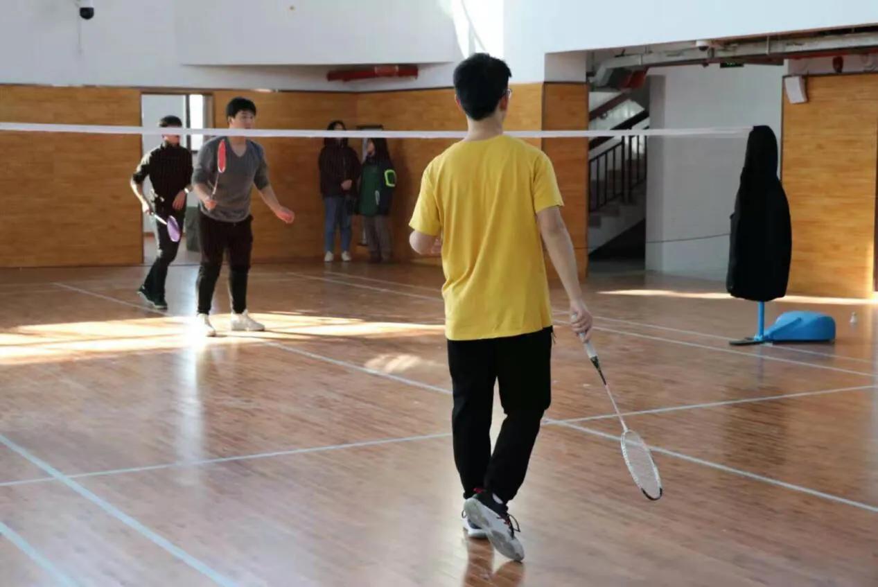 弦歌不辍芳华永续,弦歌不辍薪火相传诗句