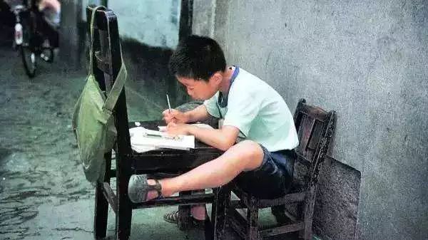 广西梧州95年的身份证开头,广西2001年的居民身份证