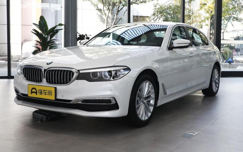 宝马5系油电混合值不值得购买,宝马5系哪一款不保值