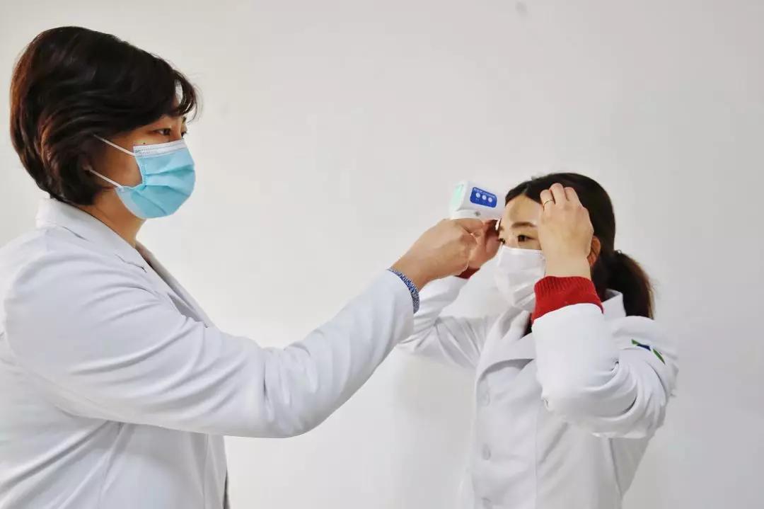 非接触式红外线体温计测量部位,非触摸电子体温计使用方法