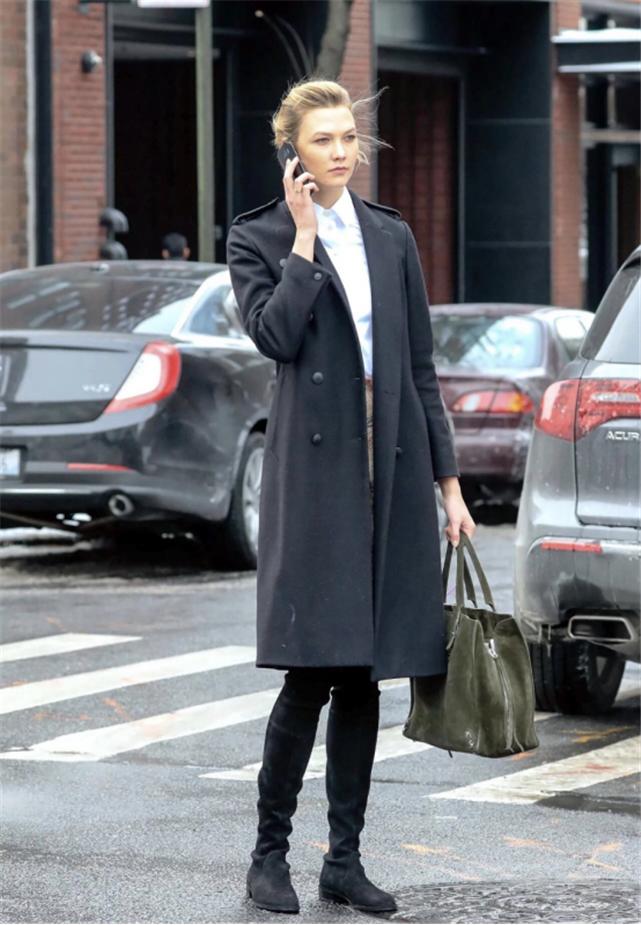 大衣阔腿裤今冬照着穿显瘦又洋气,阔腿裤搭配中长靴加羽绒服