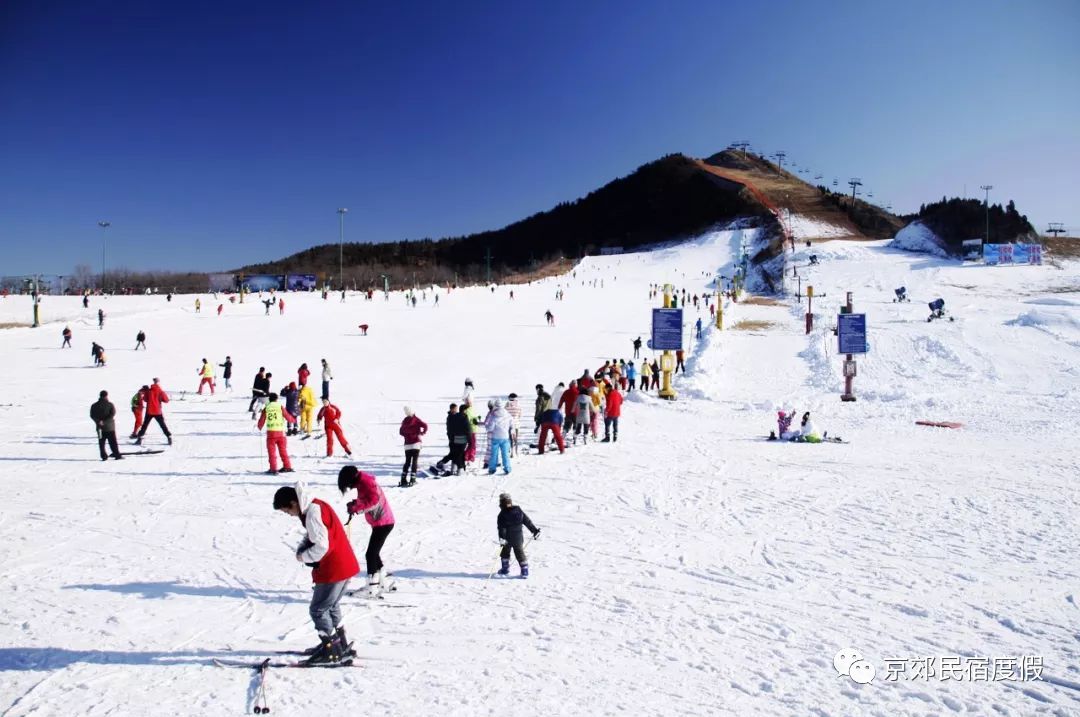 丝绸之路滑雪场民宿推荐,滑雪温泉民宿推荐