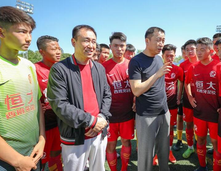 久久为功钉钉子,久久为功男足