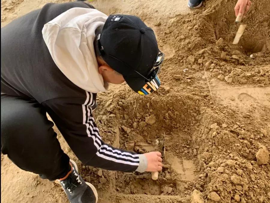 探秘坑洞古代遗迹,水洞沟遗址简介