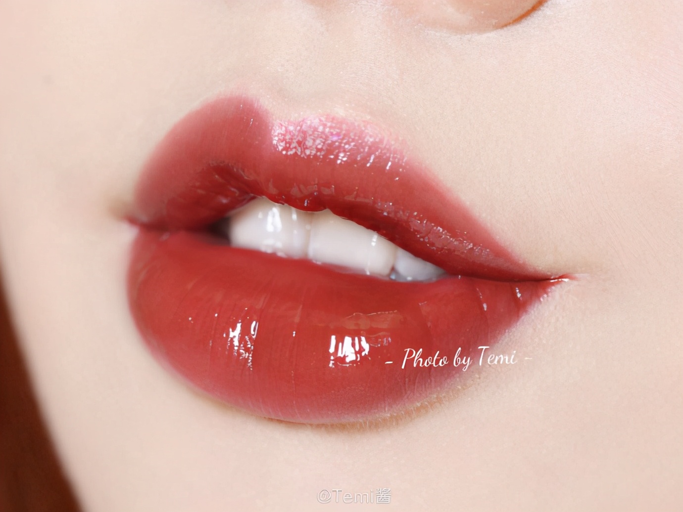 macchili适合素颜涂的口红,mac唇釉988跟76哪个适合素颜