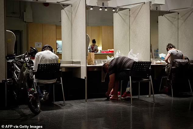 美国将开放吸毒安全屋,美国将为吸毒者开设注射中心