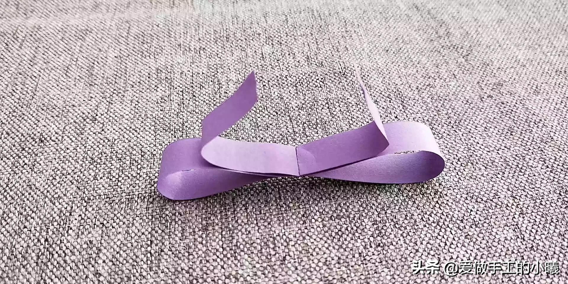 儿童折纸简单手工幼儿园蝴蝶结,蝴蝶结手工折纸超简单正方形纸