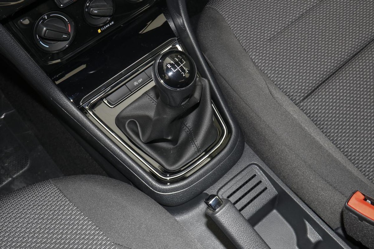 宝来6万多吗,大众宝来传奇卖8000可信么