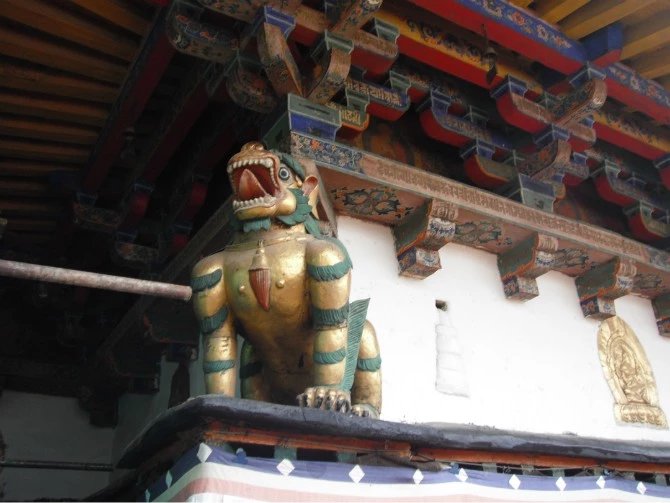 女孩独自一个人去旅游的心理,独自一人去西藏在哪里最好