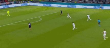 勒夫的足球太娘，撞上了法国防守的墙