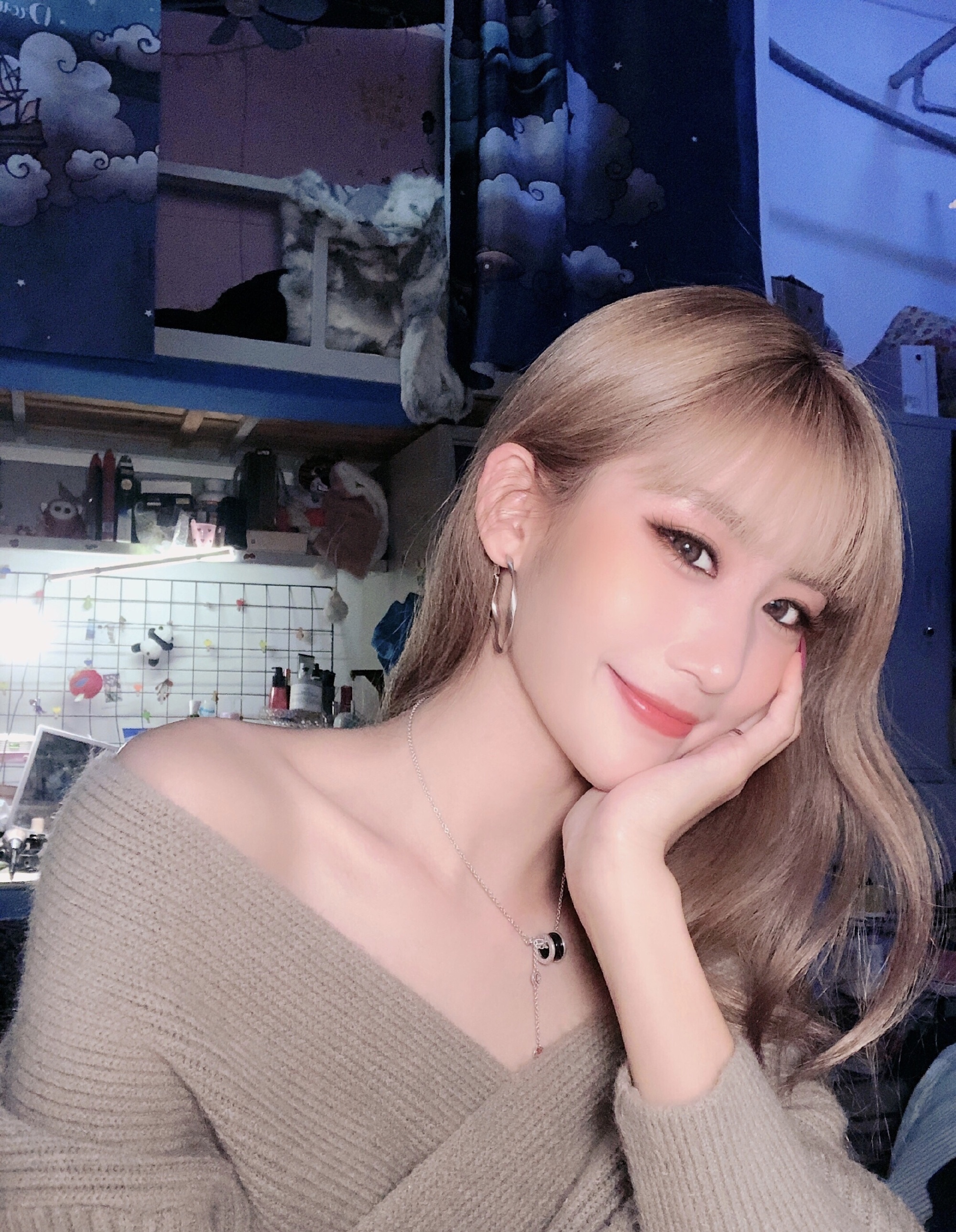 双胞胎女足姐妹,安妮上海女足双胞胎