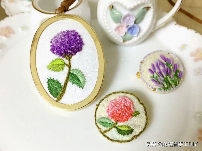 刺绣装饰项链,超级简单又可爱的刺绣教程
