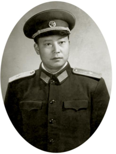 周恩来身居高位，却朴素如民，去饭店吃饭，也就点这么几道便宜菜