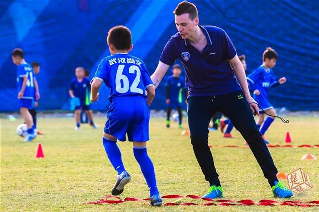 理性分析，我们需要一个怎样的中国足球。