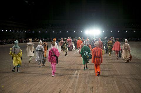 时尚圈著名设计师,小马哥重回巅峰