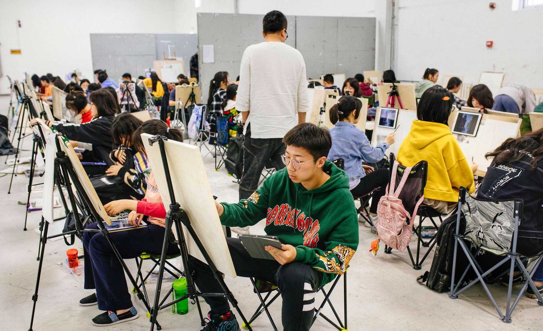 西安丹青易考美术学校,西安丹青画室集训费用