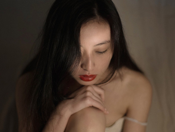 女人单独和异性共处有啥后果,女人和其他异性出去后果