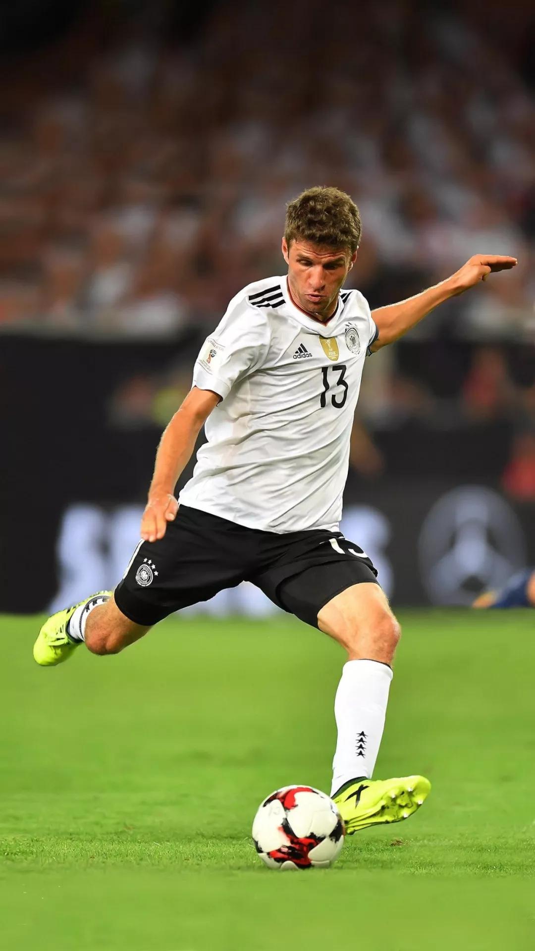 足球明星壁纸高清全面屏,足球明星手机壁纸高清c罗