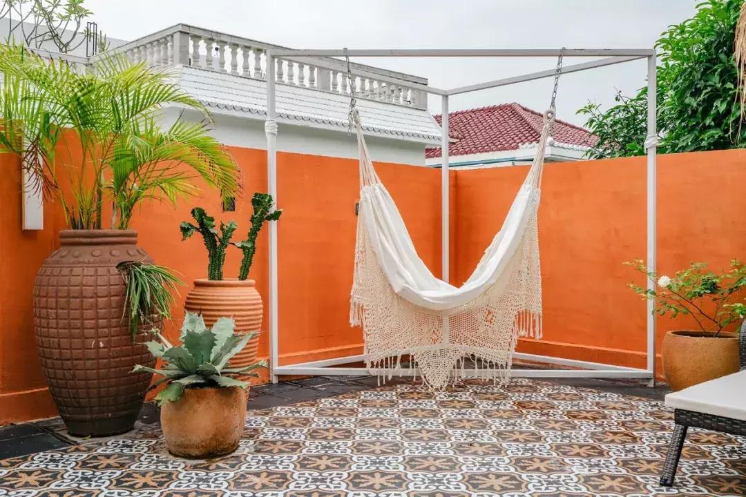 藏在海边的摩洛哥花园!夫妻俩不懂设计,却造出厦门最美网红民宿