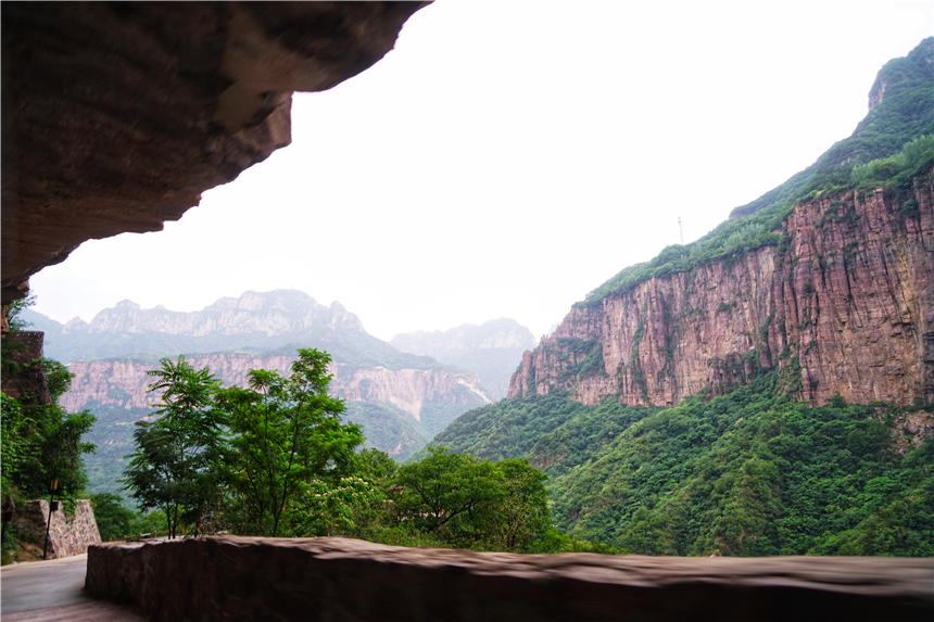 河南太行山人挖的隧道,太行山上的七大奇迹