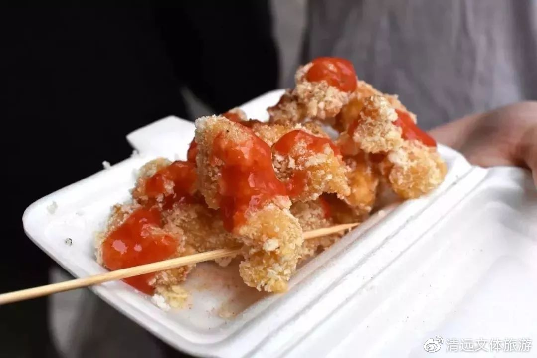 这些在学校周边开了十几年的小吃店，陪伴了多少人的青葱岁月！