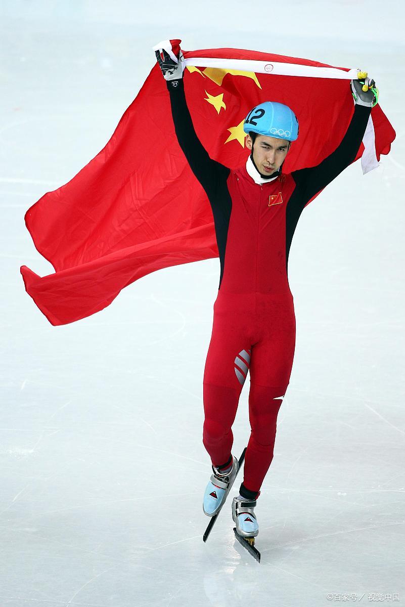 轮滑新手要从哪里开始学,学轮滑怎么学