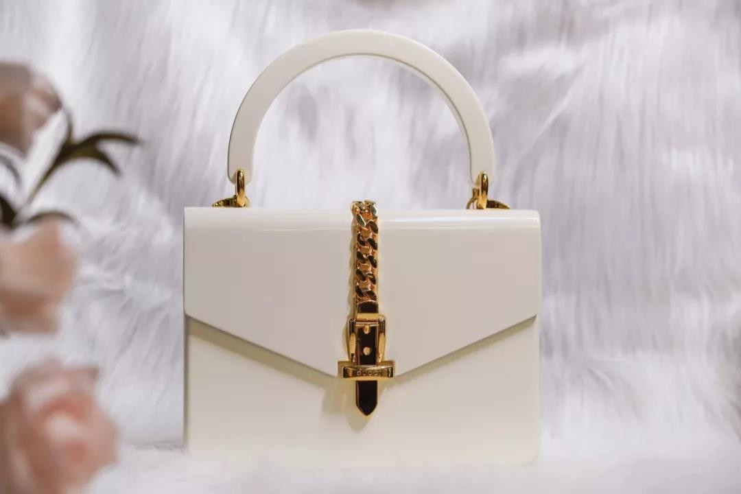 今年超流行的8款包包你入手了吗,好看还不贵这几款包包值得你入手