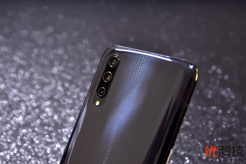 5g时代来临iqoopro5g优势很明显,iqoopro一代5g和4g有什么区别